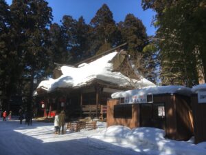 熊野大社の境内（冬）