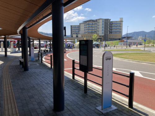 嬉野温泉駅前のバス停