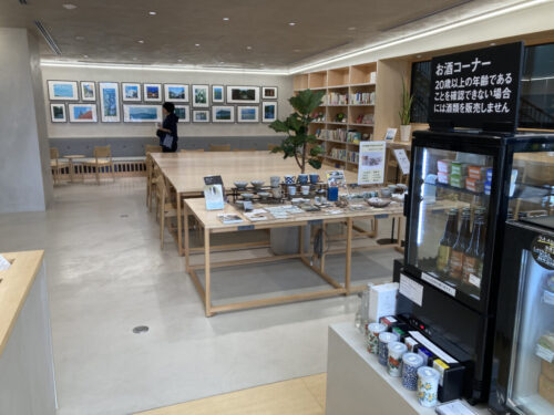 武雄温泉駅のカフェ