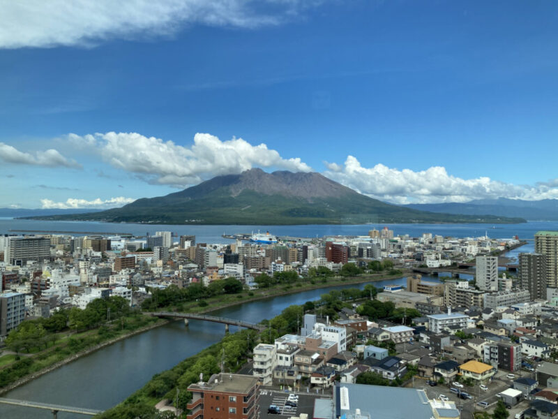シェラトン鹿児島のクラブラウンジからの景色（桜島）