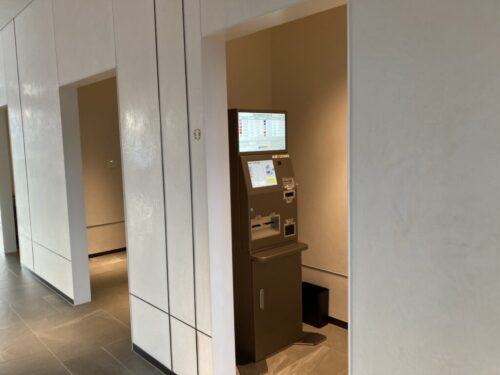 長崎マリオットホテルの館内（両替機）