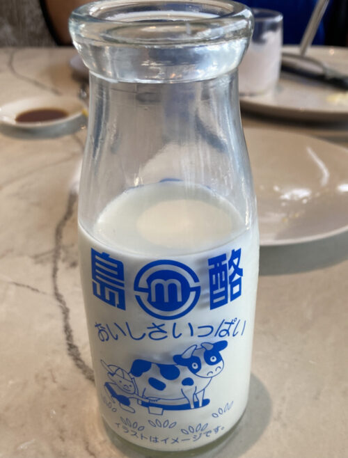 長崎マリオットホテルのモーニング（朝食）の牛乳