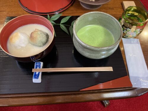 喫茶笹屋のおしること抹茶