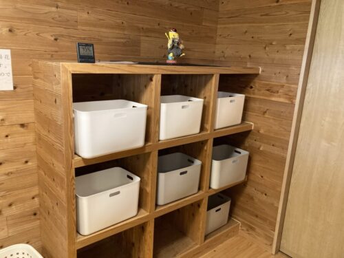 ことぶき屋の貸切風呂（半露天）の脱衣所