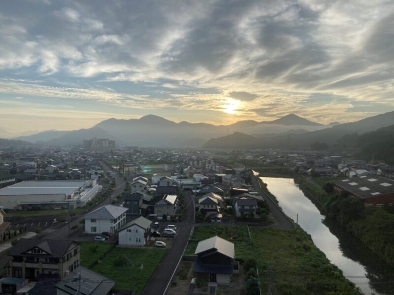 和多屋別荘の客室（【タワー棟】青森ヒバ使用・内風呂付き客室(禁煙)）の窓からの眺め