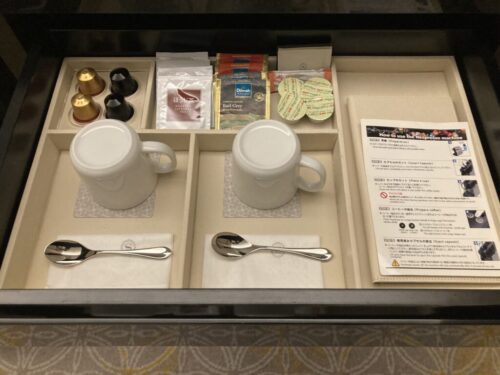 シェラトン都ホテル東京の部屋のお茶（ティー）セット