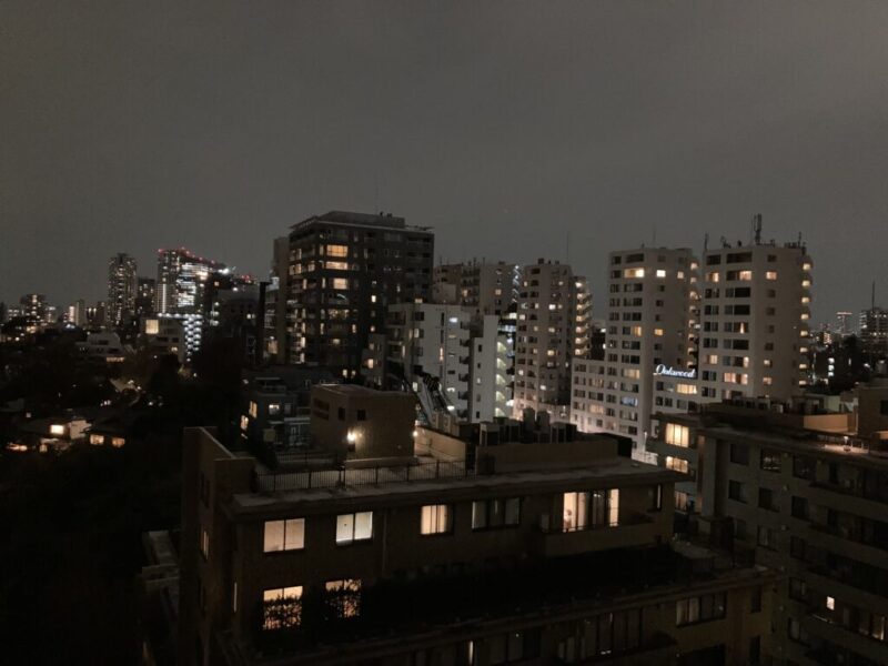 シェラトン都ホテル東京の部屋からの眺め（夜景）