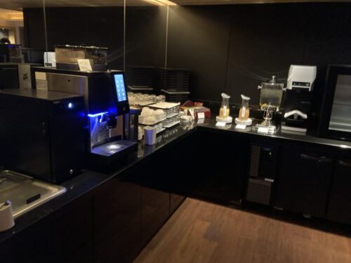 シェラトン都ホテル東京のクラブラウンジ（シェラトンクラブ）のカクテルタイム