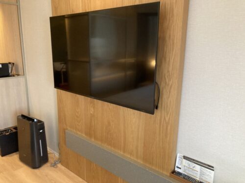 コート・ヤード・バイマリオット札幌のスーパリアルームキングのテレビ