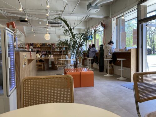 cadocadoの内観