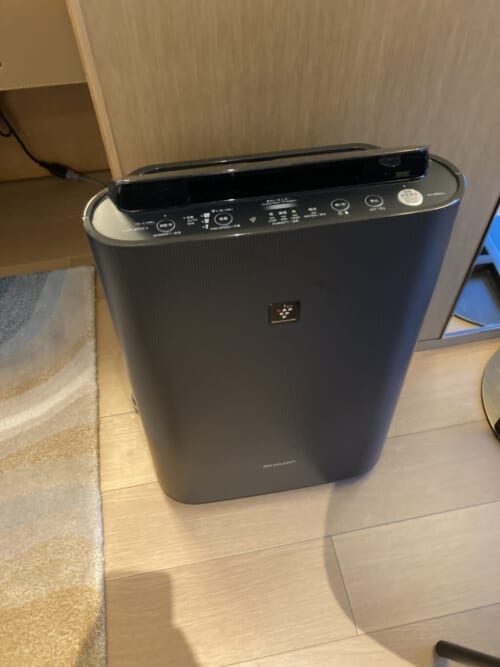 ウェスティンホテル新横浜のエグゼクティブスイートの空気清浄機